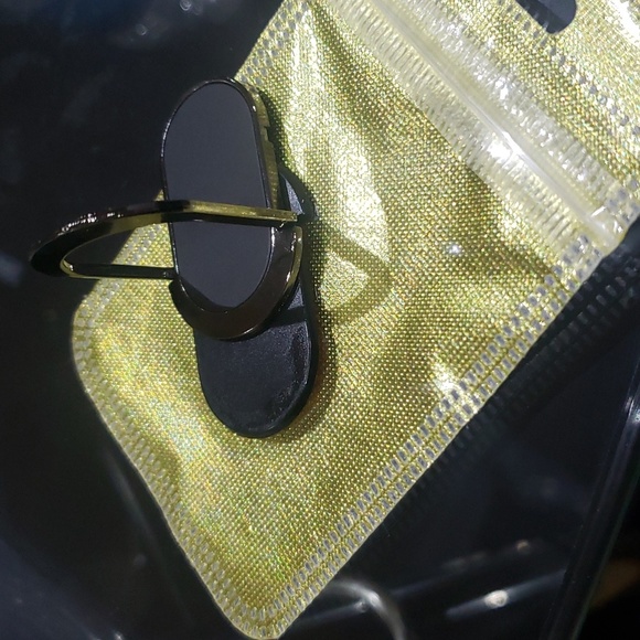 360°Rotation Finger Ring Holder Stand Magnetic Bracket For Mobile Phone - Picture 7 of 7